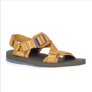 Brand New Merrell Alpine strap sandal